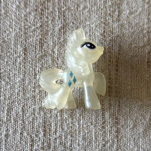 ‼️SALE‼️My Little Pony Monopoly Junior Piece (Worth 120$) Shimmer Rarity Figure